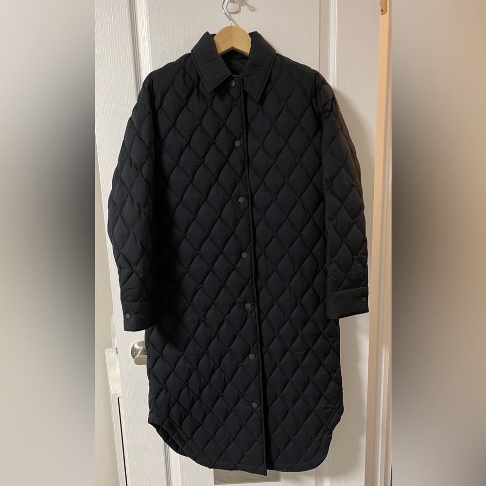 Theory black quilted long coat size p or 0 new